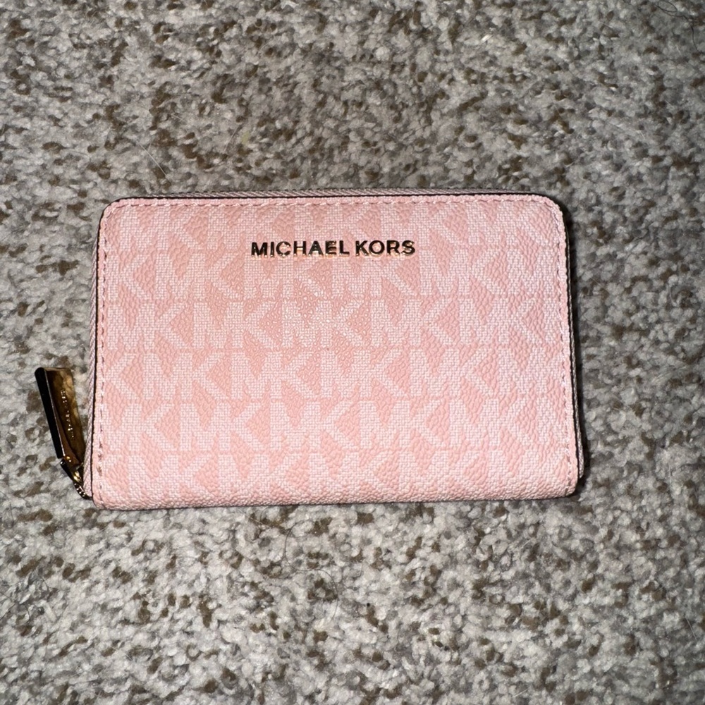 Michael Kors Pink Wallet